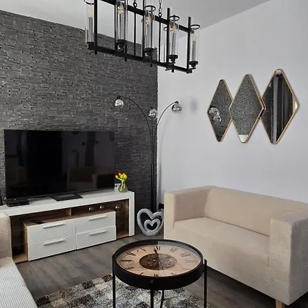 Megyer Apartmanhaz Апартаменты *