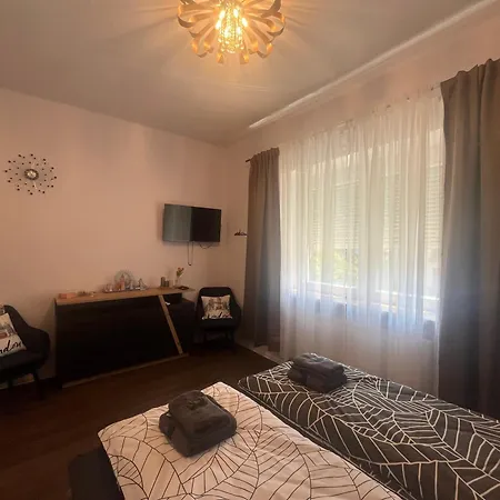 Megyer Apartmanhaz Хевиз
