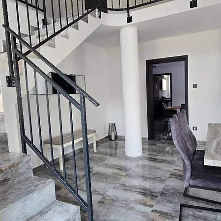 Megyer Apartmanhaz Апартаменты Хевиз