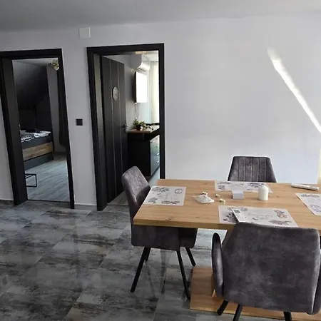 Megyer Apartmanhaz Апартаменты *