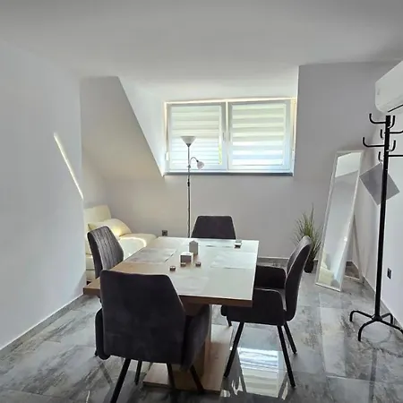 Апартаменты Megyer Apartmanhaz