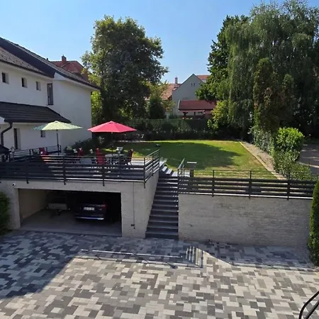 Megyer Apartmanhaz Апартаменты Хевиз